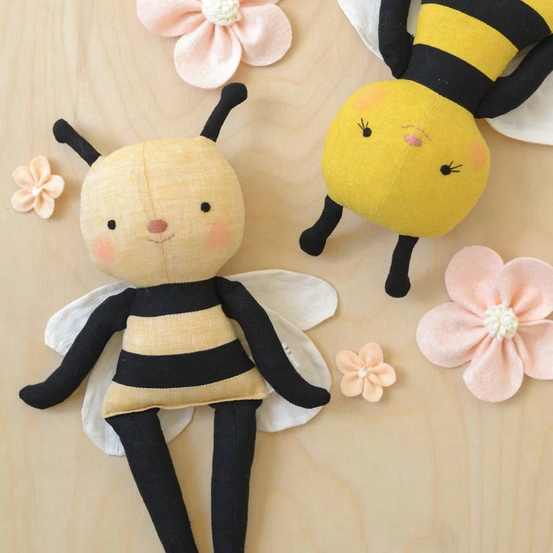 Patron de couture PDF | Poupée Abeille | Mes Petites Lunes