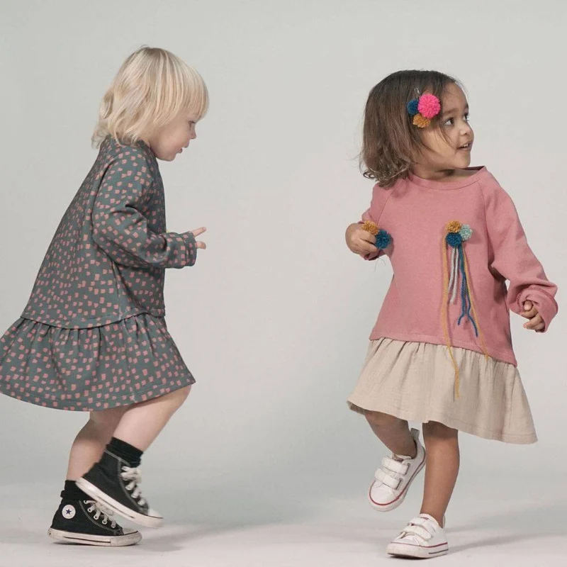 PATRON DE COUTURE PDF | Robe en coton ouaté pour fille | Pattern Paper Scissors