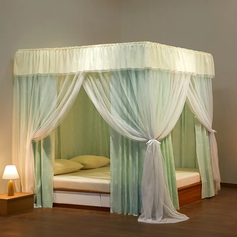 moustiquaire lit baldaquin couleurs vives motifs floraux tissu léger transparent intérieur