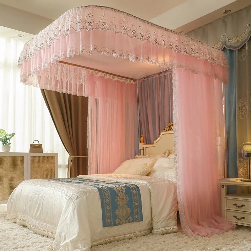 moustiquaire lit baldaquin dentelle transparente bleu clair blanc romantique chambre coucher ventilation insectes