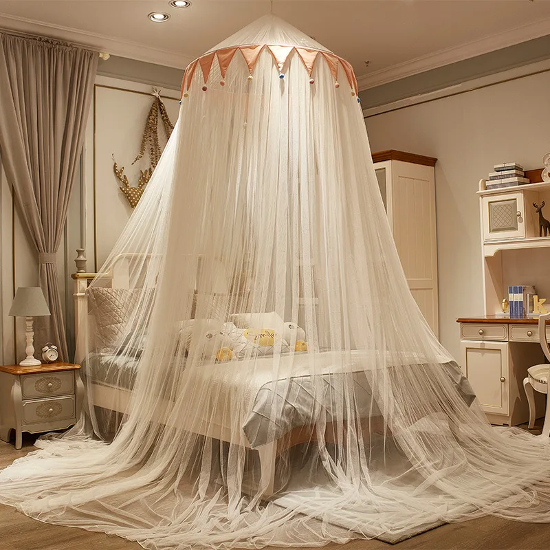 moustiquaire dôme tissu semi transparent blanc gris rose pompons romantique féerique protection lit bébé