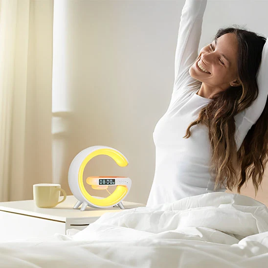 Lampe de chevet design et multifonctionnelle en forme de G