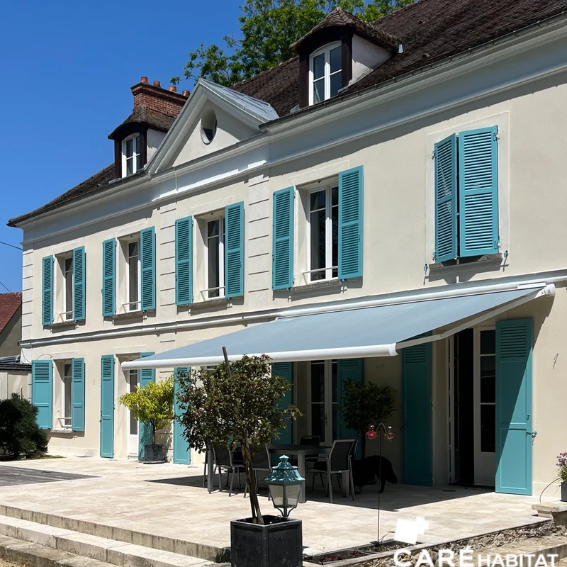 VOLETS BATTANT ALU A FONTAINEBLEAU (77)