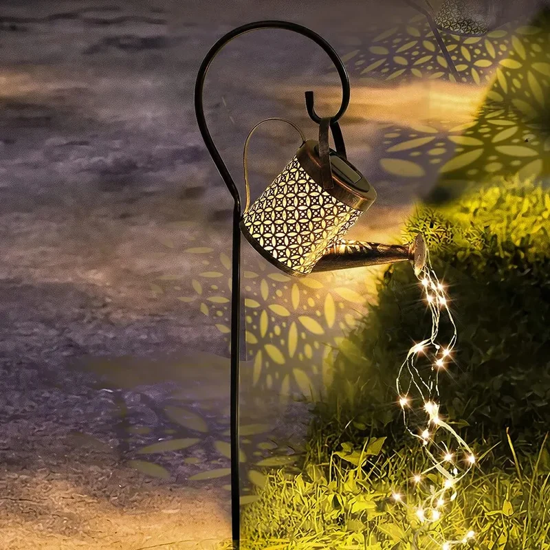 Lanterne d'Extérieur Solaire LED en Forme d'Arrosoir