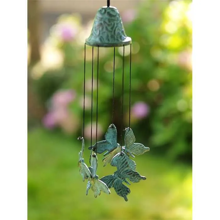 CARILLONS AVEC DES PAPILLON