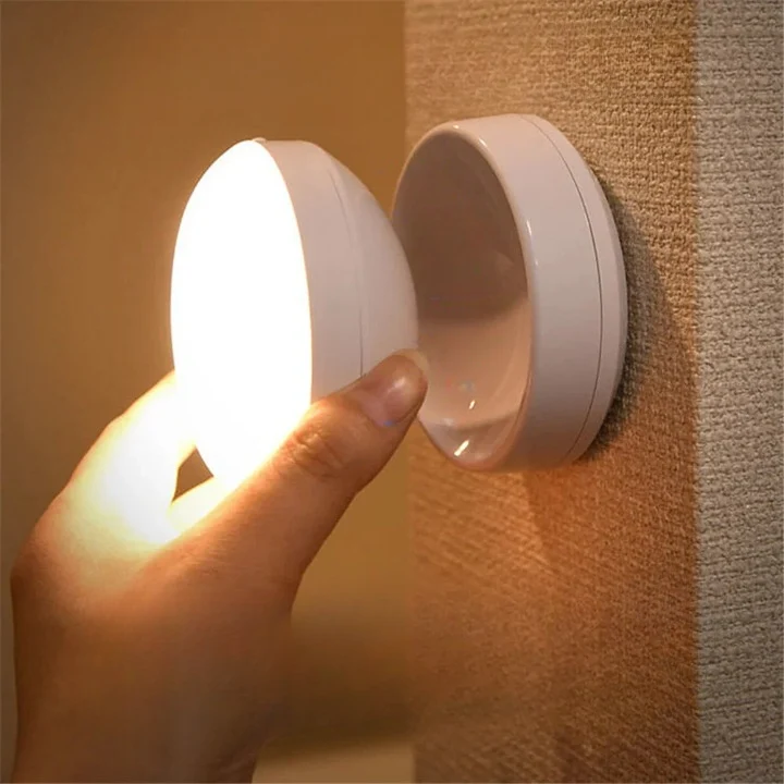 Lampe Détecteur de Mouvement Murale et Rotative de Style Veilleuse