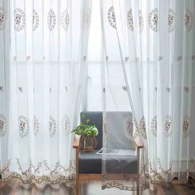 Voilage blanc transparent
