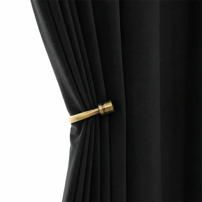 Rideau Occultant Velours Noir Salon