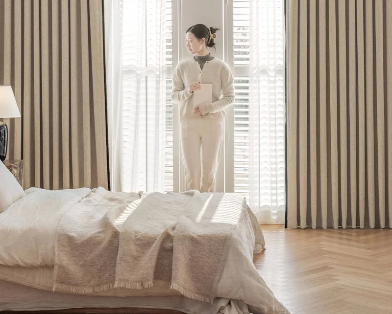 Rideau occultant salon en tissu épais texturé