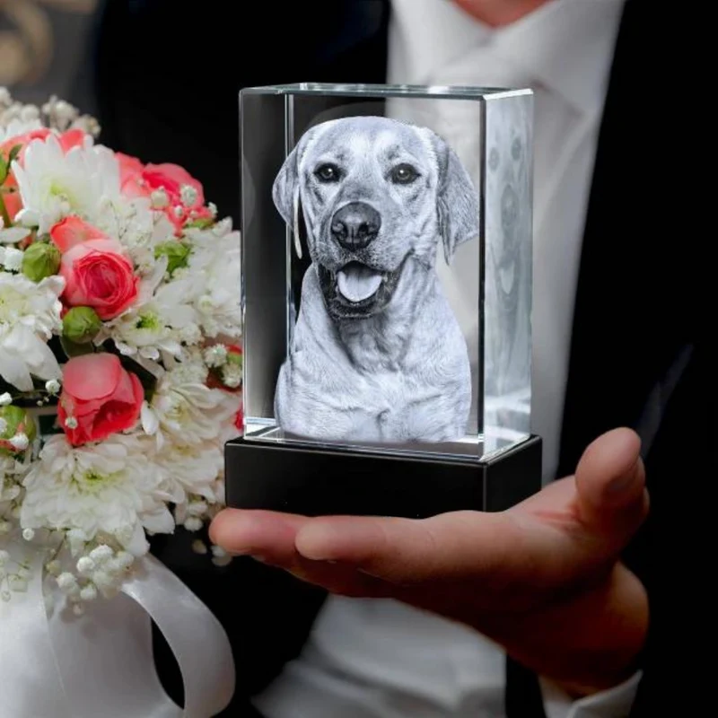 Gepersonaliseerd 2D/3D Kristal Gedenkkristal met Eigen Foto – Verlicht Herinneringsblok met Houten Voet | Sansoti