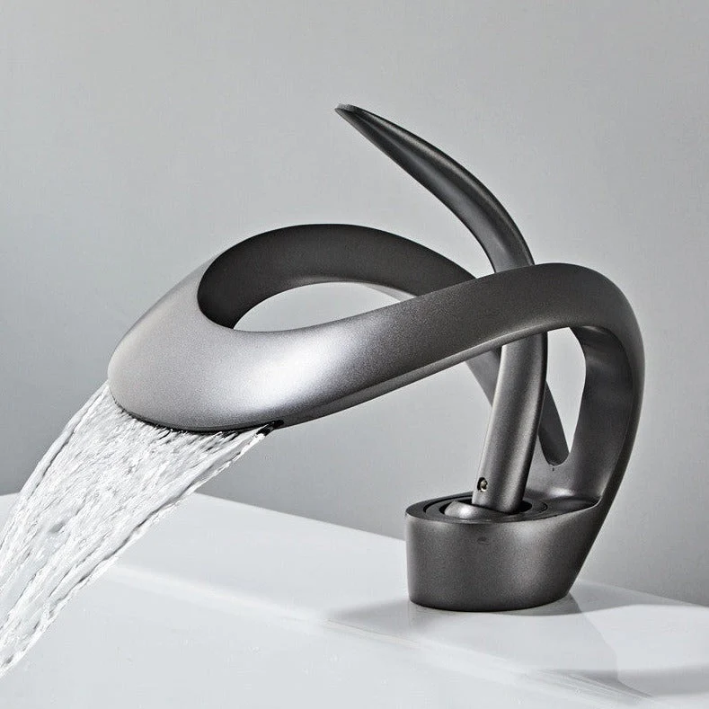 Robinet Cascade Luxe - Laiton Doré Brossé - Salle de Bain
