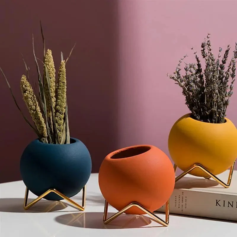 Decoratieve plantenpot keramiek met metalen standaard blauw woonkamer tafel plantenhouder vaasje interieur | Sansoti