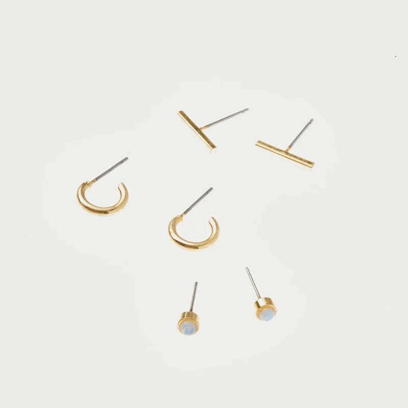 Ensemble de 3 paires de boucles d’oreilles dorées