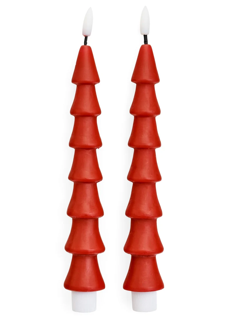 Chandelles LED rouges en forme de sapin