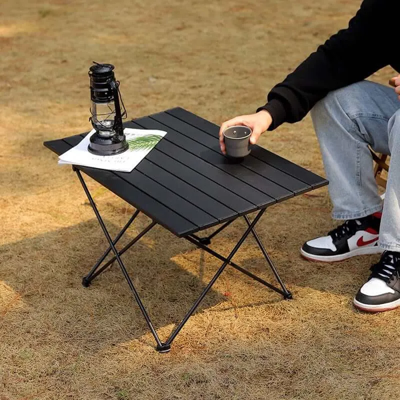 Table Pliante Extérieure Compacte: Légère et Robuste